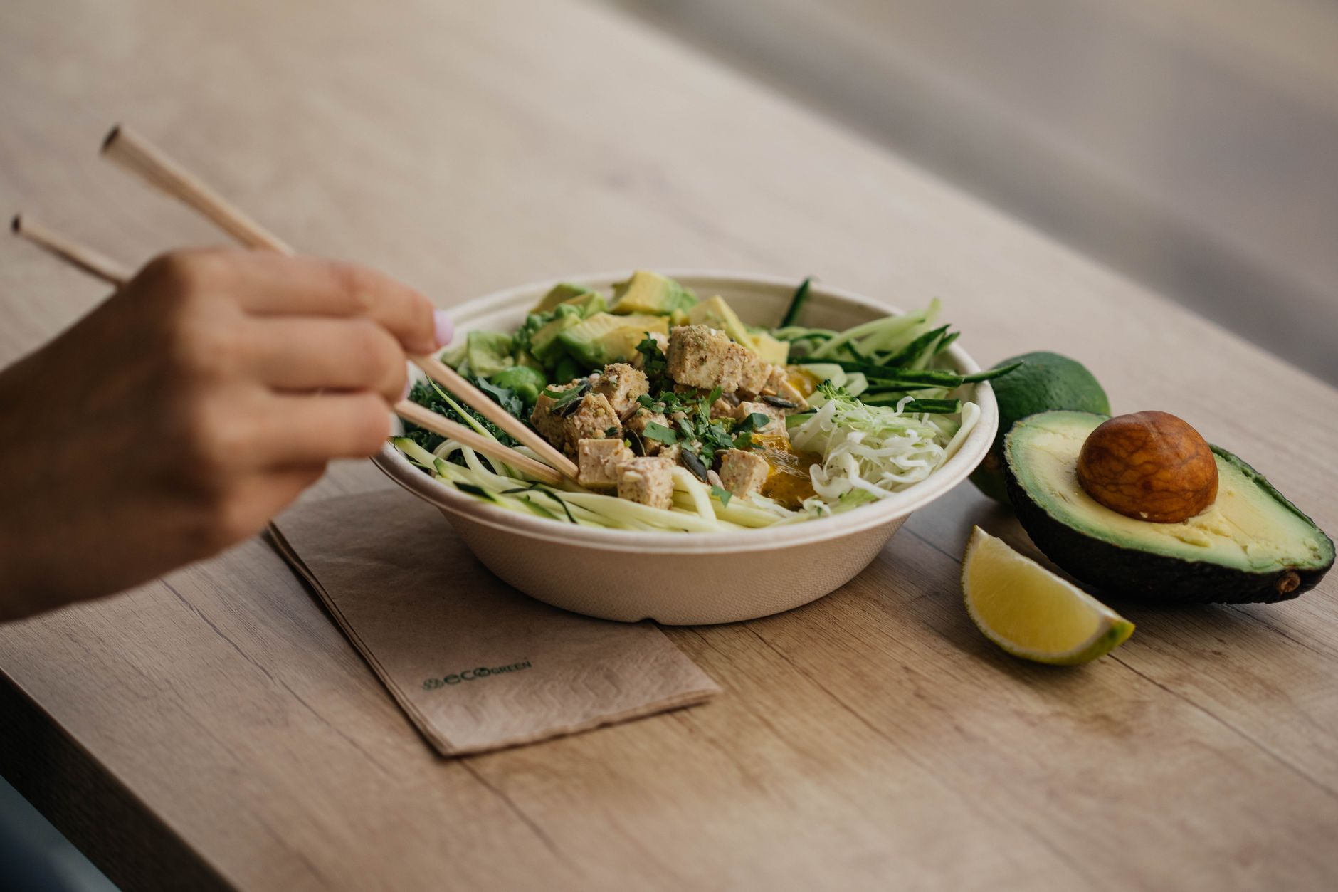 Protein, Timing and the Plant-Based Shift: How UK Sports Nutritionists Are Rethinking Athlete Diets in 2026